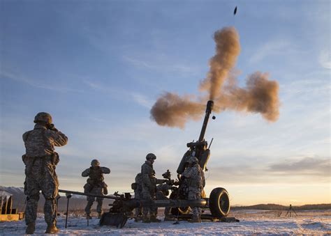 WASHINGTON — The Army’s Extended Range Cannon <b>Artillery</b> (ERCA) system under development hit a target 43 miles away — or 70 kilometers — on the nose at Yuma Proving Ground, Arizona, Dec. . Largest artillery gun in use today